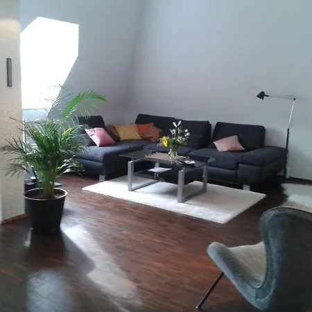 アパート Stylish And Cozy Apartment, Quiet And カールスルーエ